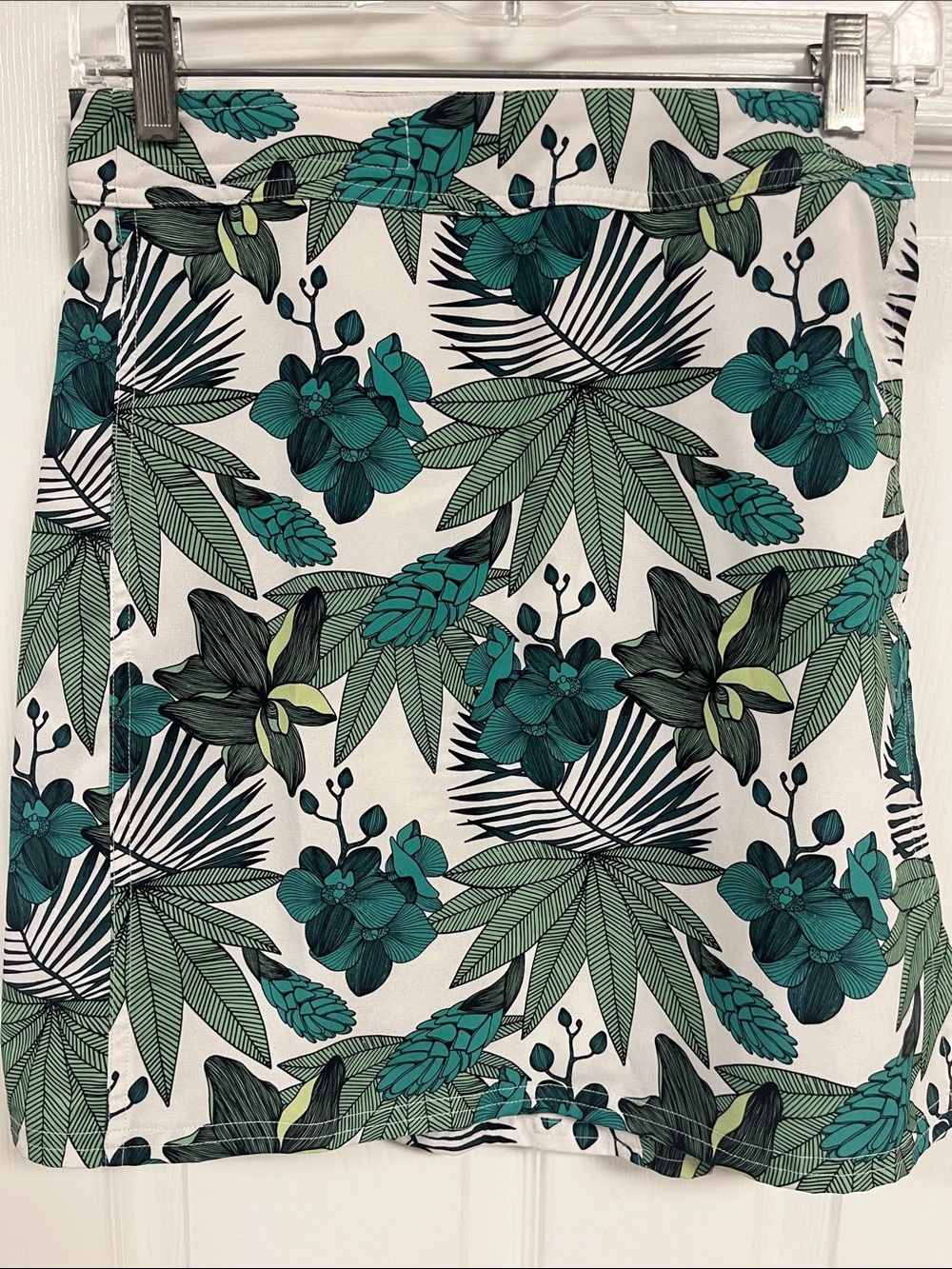 Ripskirt Hawaii Teal and Green Tropical Floral Skirt